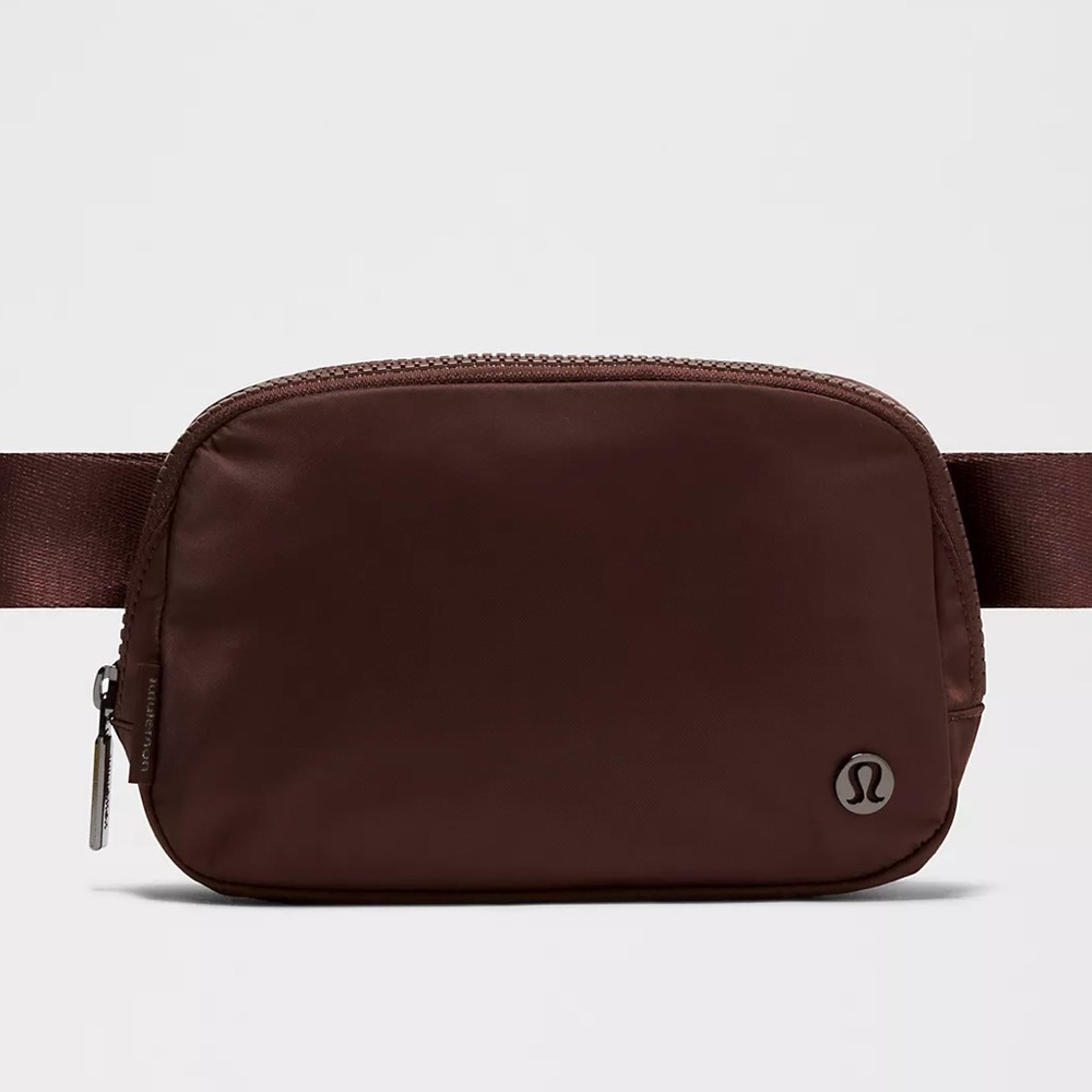 Lululemon Everywhere Belt Bag